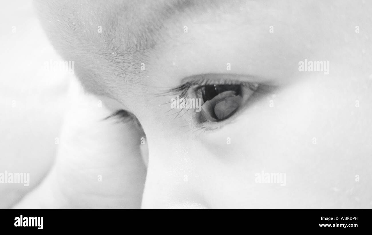 Child eye close up hi-res stock photography and images - Alamy