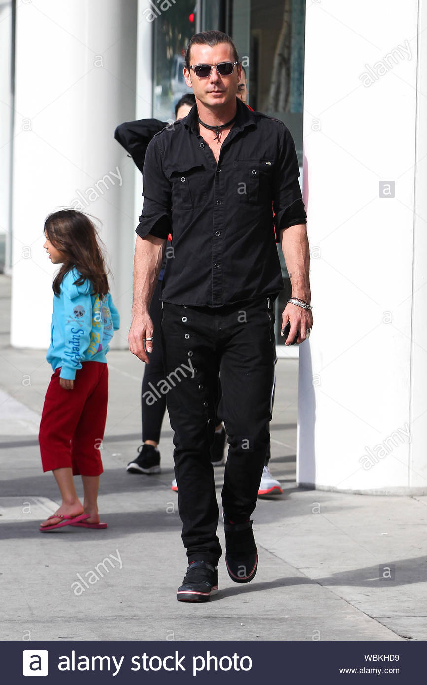 Beverly Hills Ca The Rocker Couple Gwen Stefani And Gavin