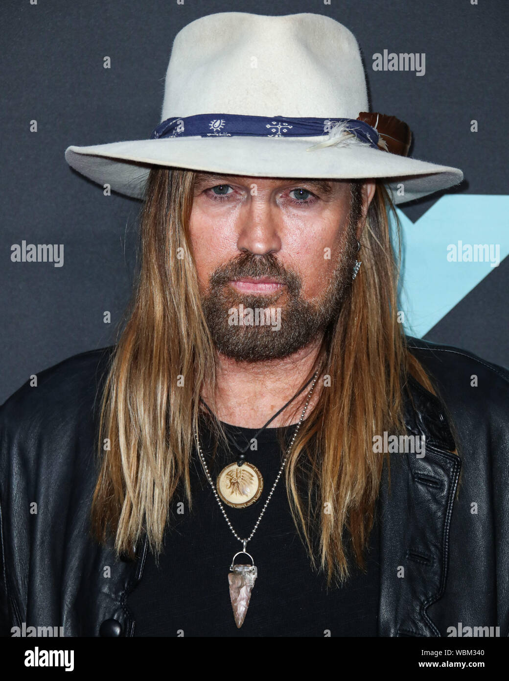 Newark, United States. 26th Aug, 2019. NEWARK, NEW JERSEY, USA - AUGUST 26: Billy Ray Cyrus arrives at the 2019 MTV Video Music Awards held at the Prudential Center on August 26, 2019 in Newark, New Jersey, United States. Credit: Image Press Agency/Alamy Live News Stock Photo