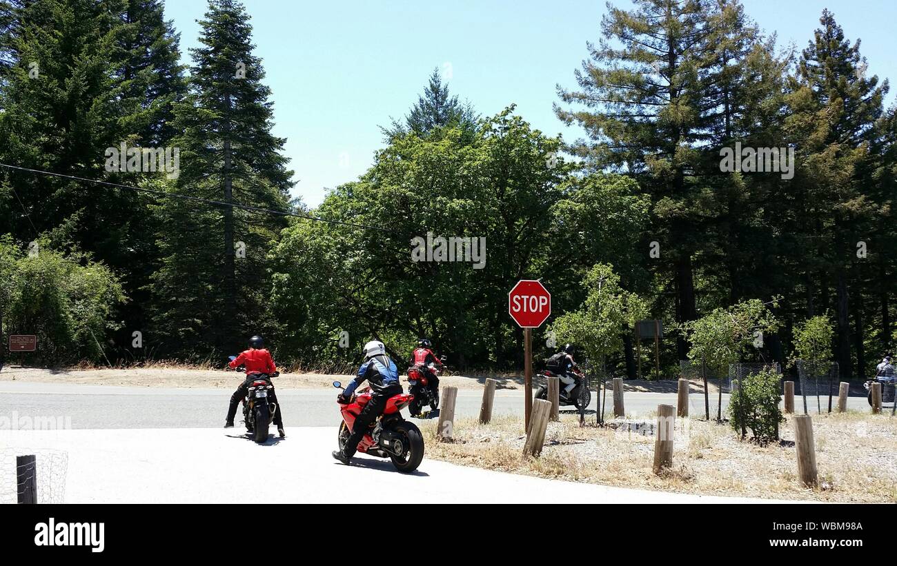 Motorcycle real road racing hires stock photography and images Alamy