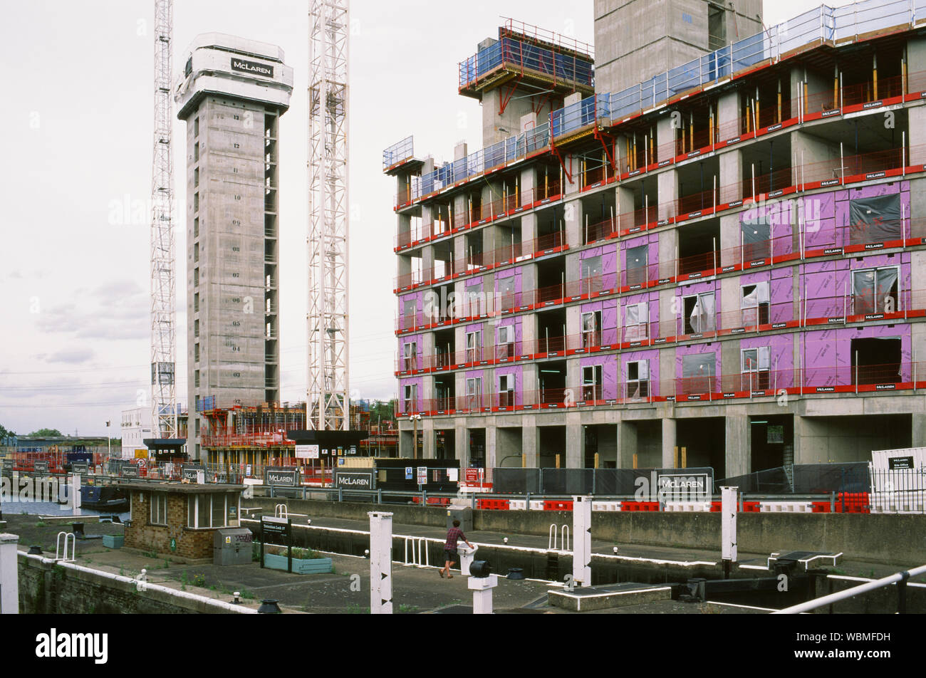 The new Hale Wharf housing development under construction at Tottenham Lock on the River Lea, North London UK Stock Photo