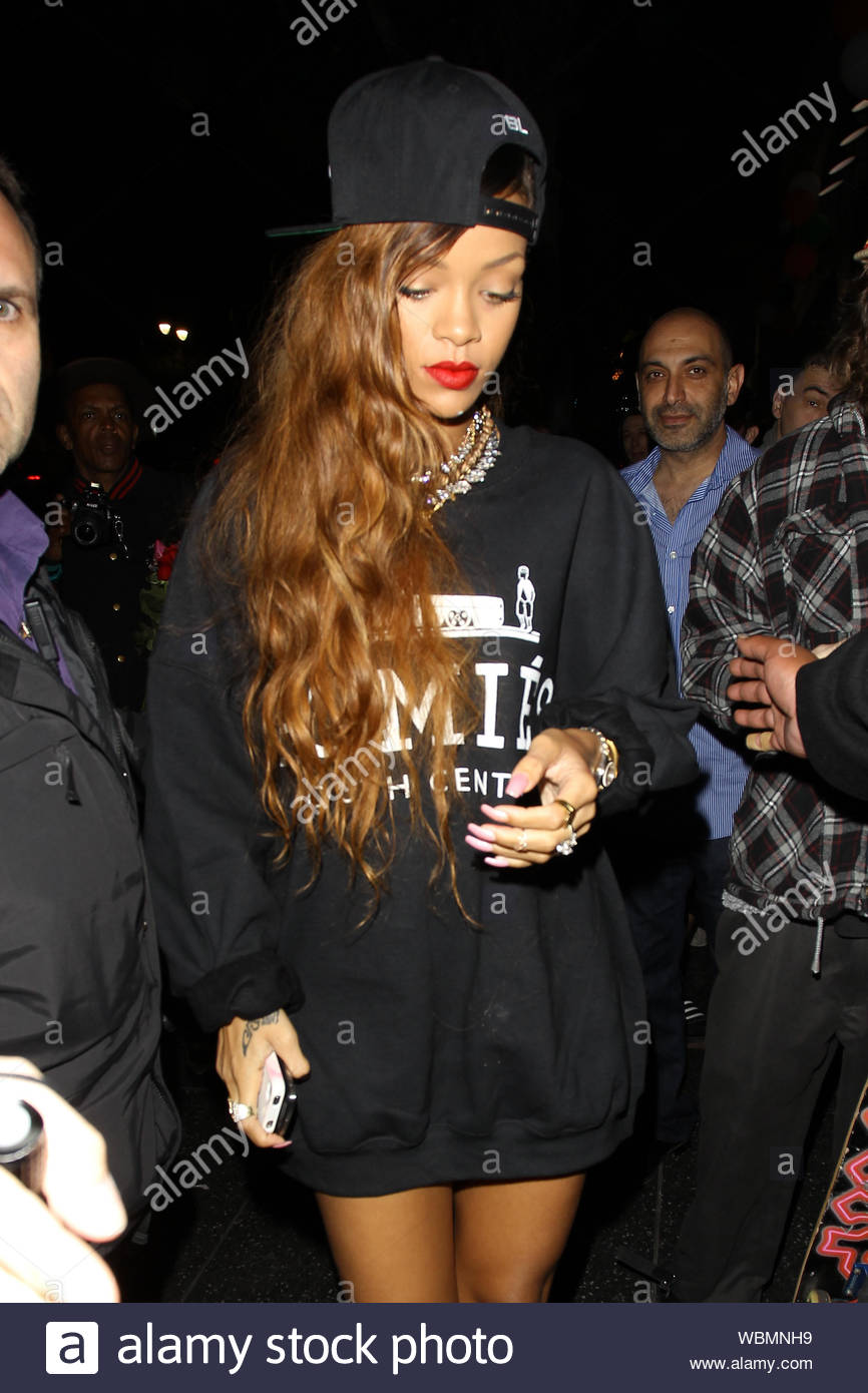Hollywood Ca Rihanna Arrives At Supper Club In Hollywood And