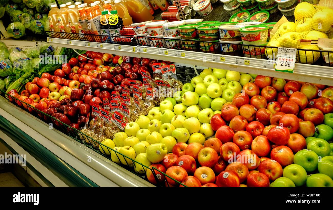 Fruit on store shelves hires stock photography and images Alamy