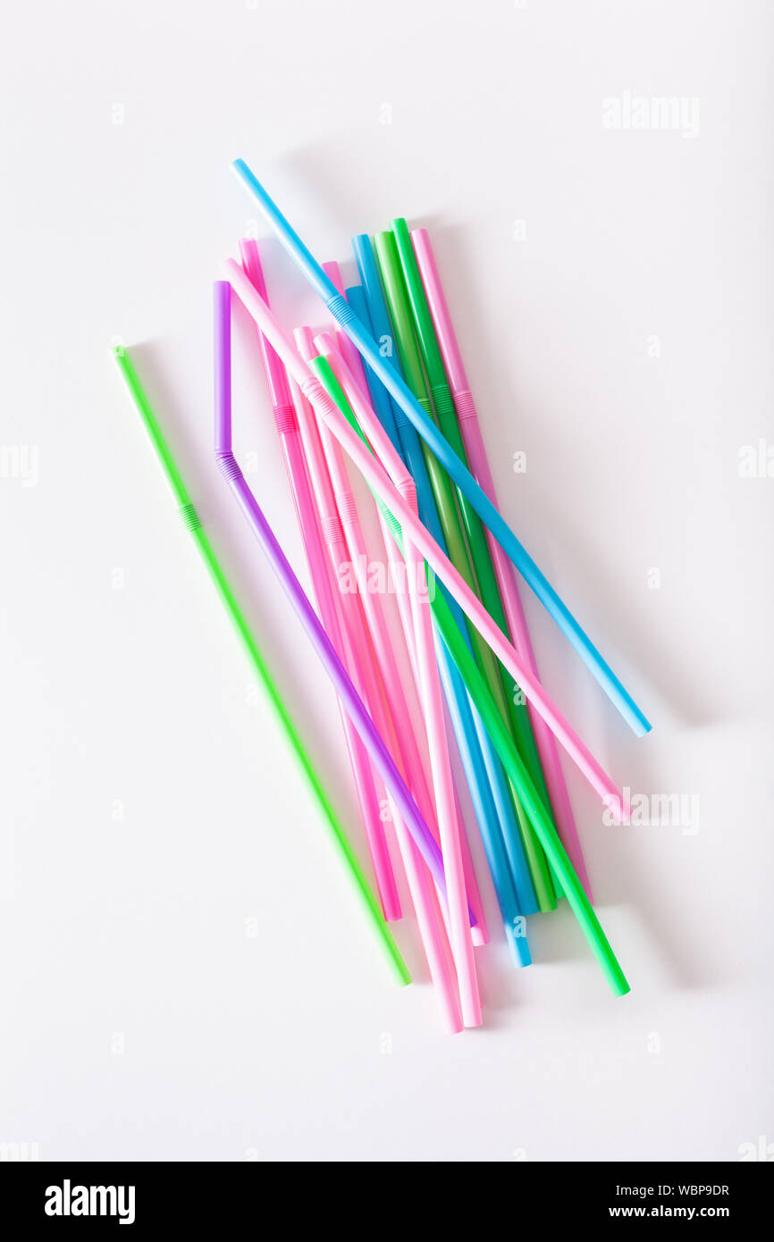 Single use plastic drinking straws Stock Photo Alamy