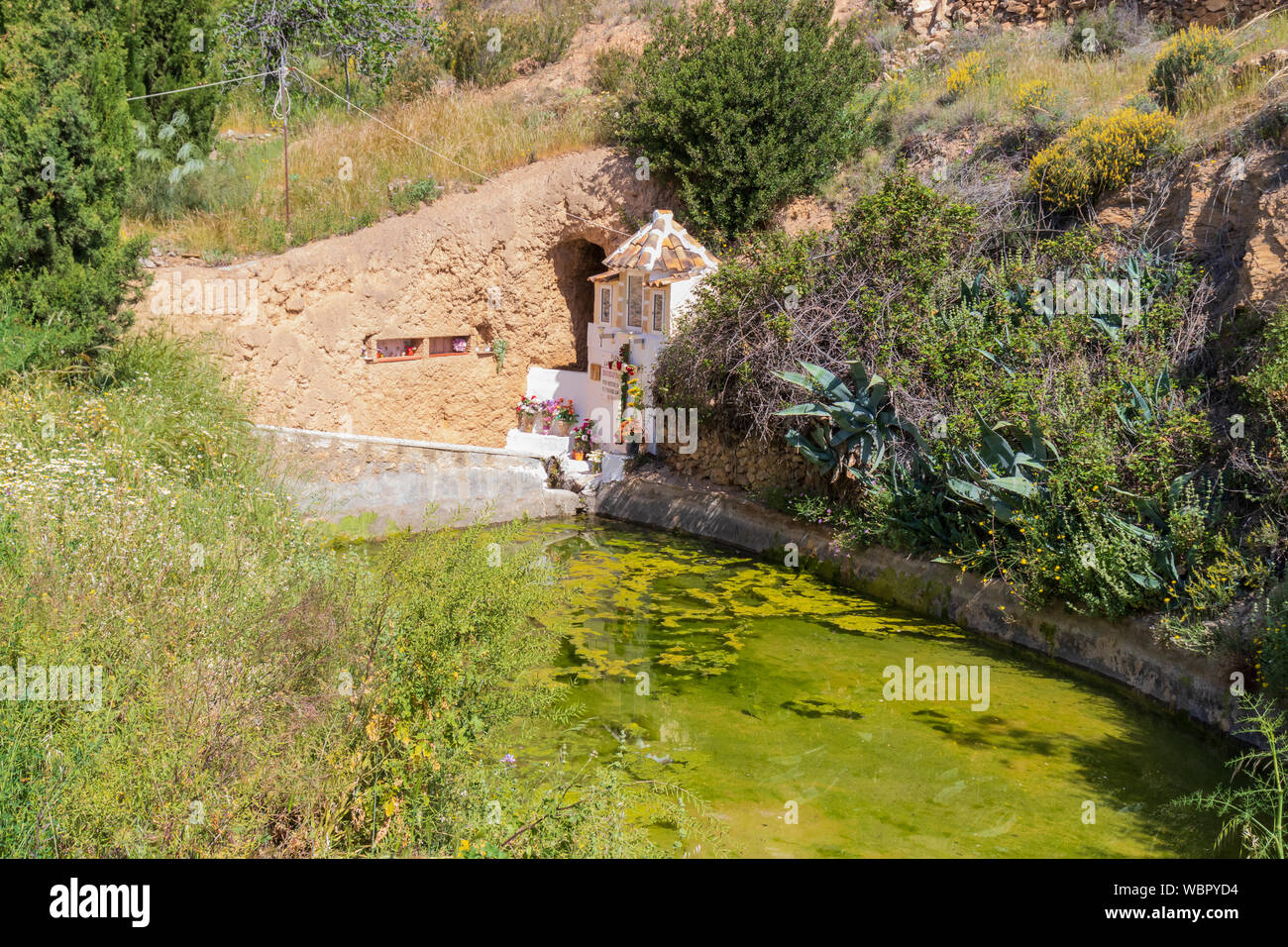 Communal water trough hi-res stock photography and images - Alamy