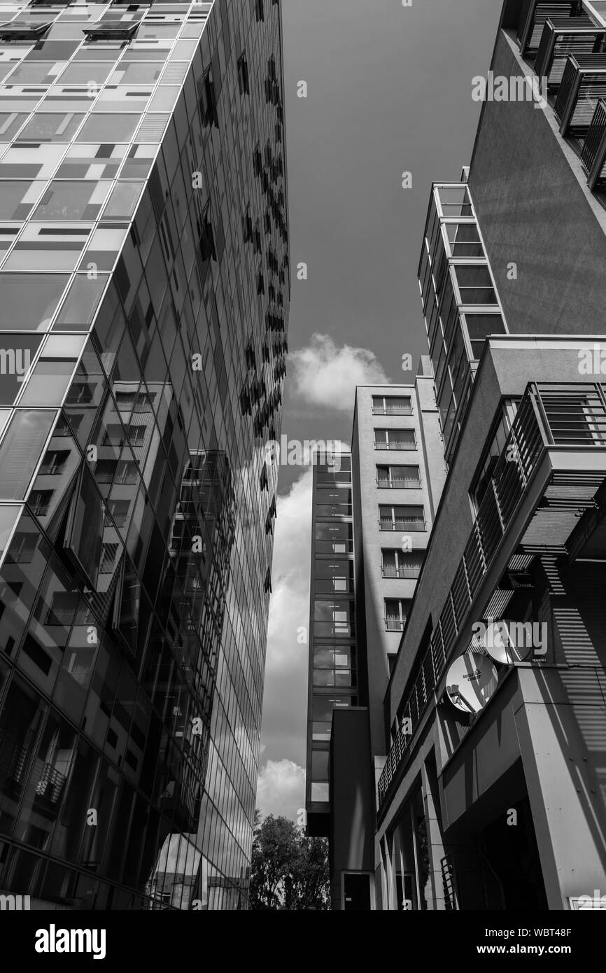 Modern office building architecture Black and White Stock Photos