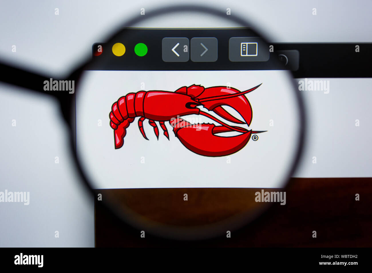 Los Angeles, California, USA - 21 Jule 2019: Illustrative Editorial of REDLOBSTER.COM website homepage. RED LOBSTER logo visible on display screen. Stock Photo