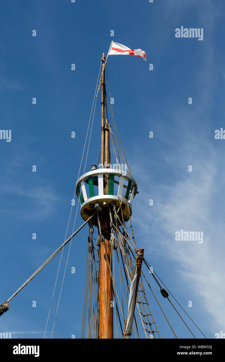 Crow's nest on The Matthew, a reproduction galleon, on Princes Wharf, Wapping Road, Bristol Stock Photo
