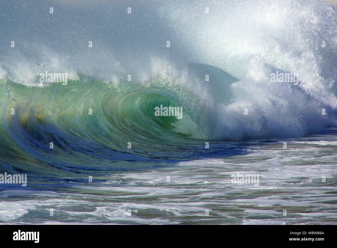 Waves low angle hi-res stock photography and images - Alamy