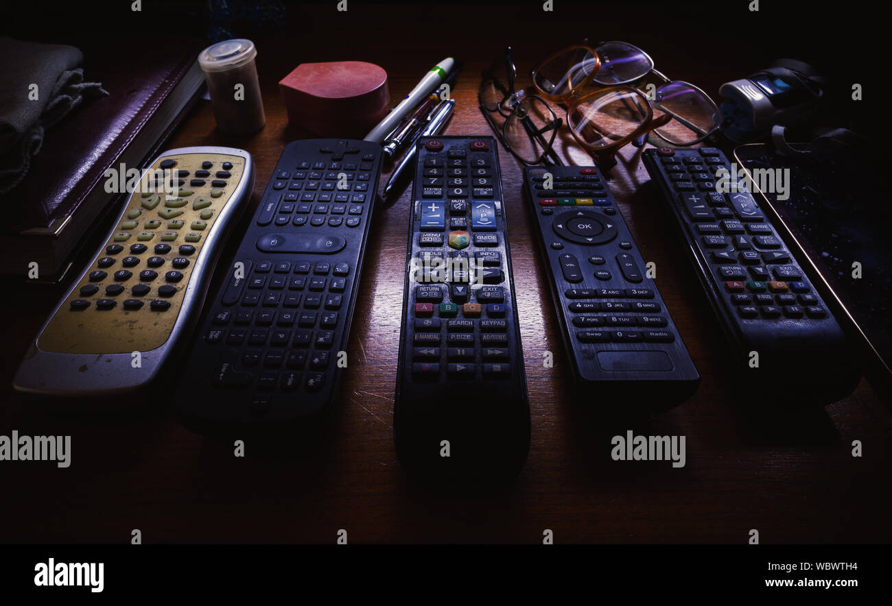 Old tv remote retro hires stock photography and images Alamy