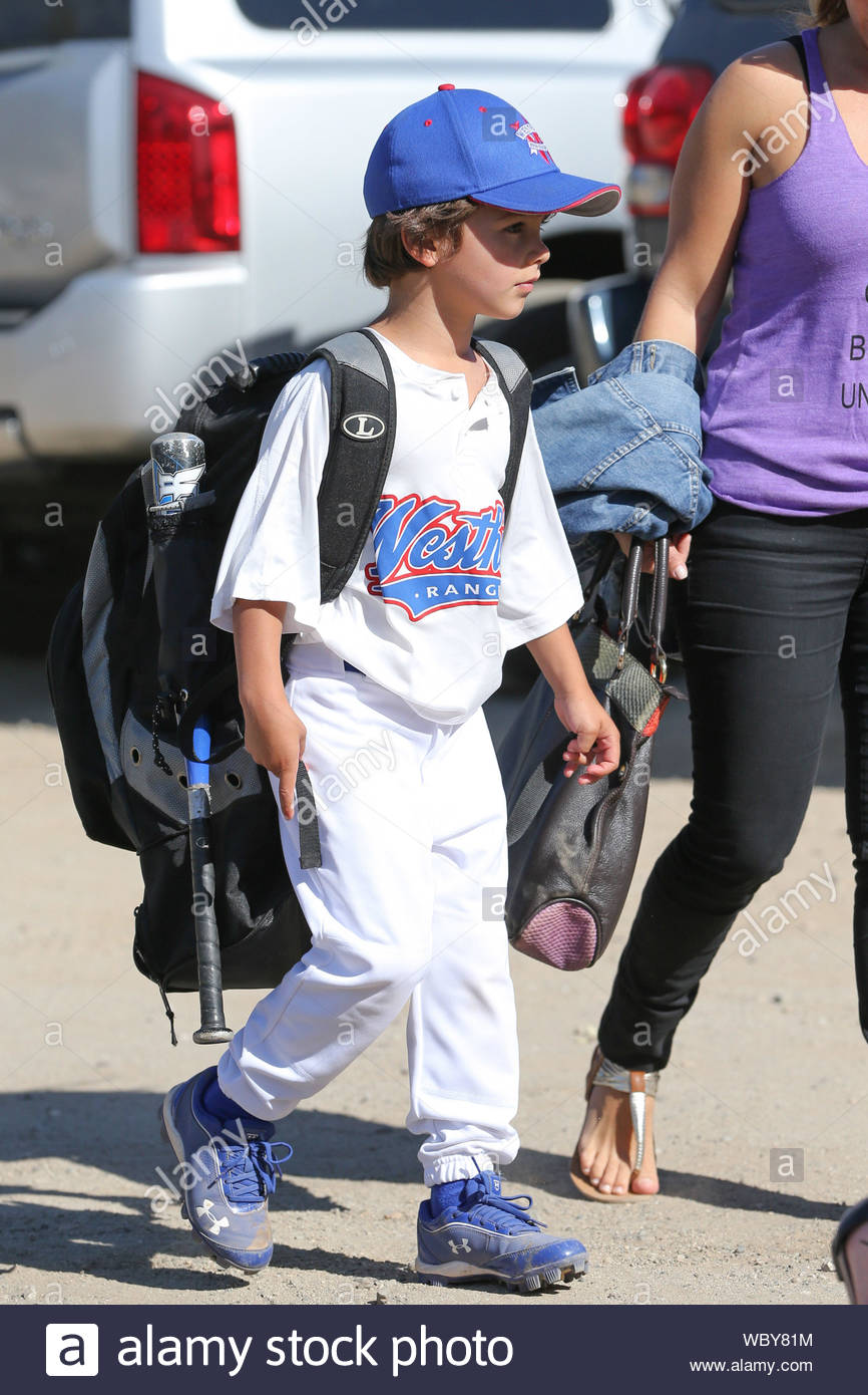 custom little league baseball hats