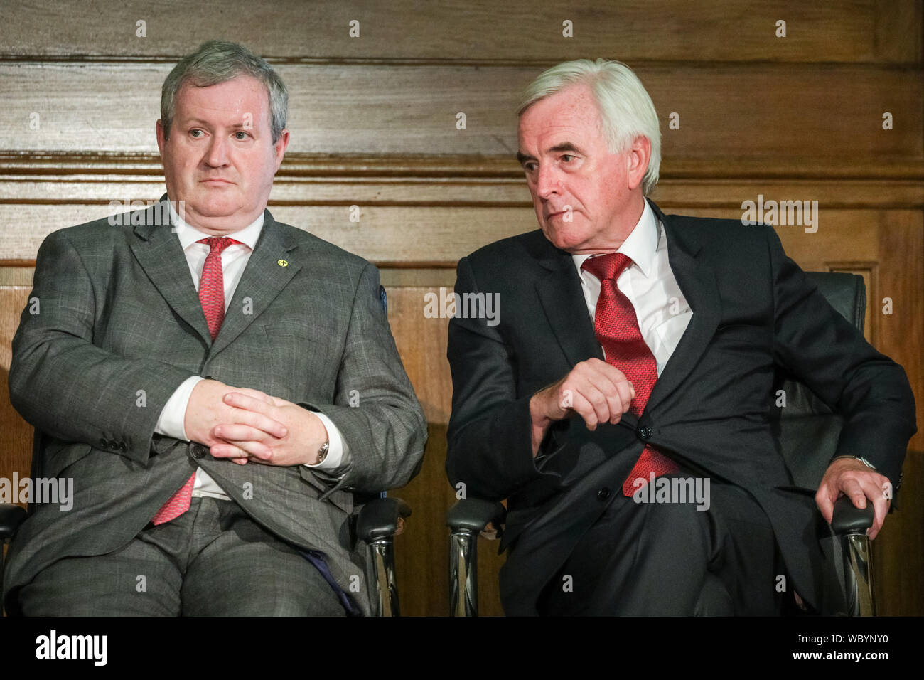 Labour shadow cabinet hi-res stock photography and images - Alamy