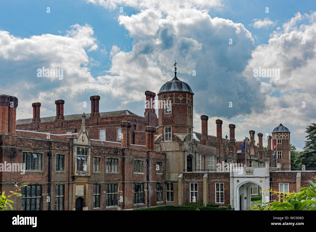 Cobham Hall side view Stock Photo Alamy