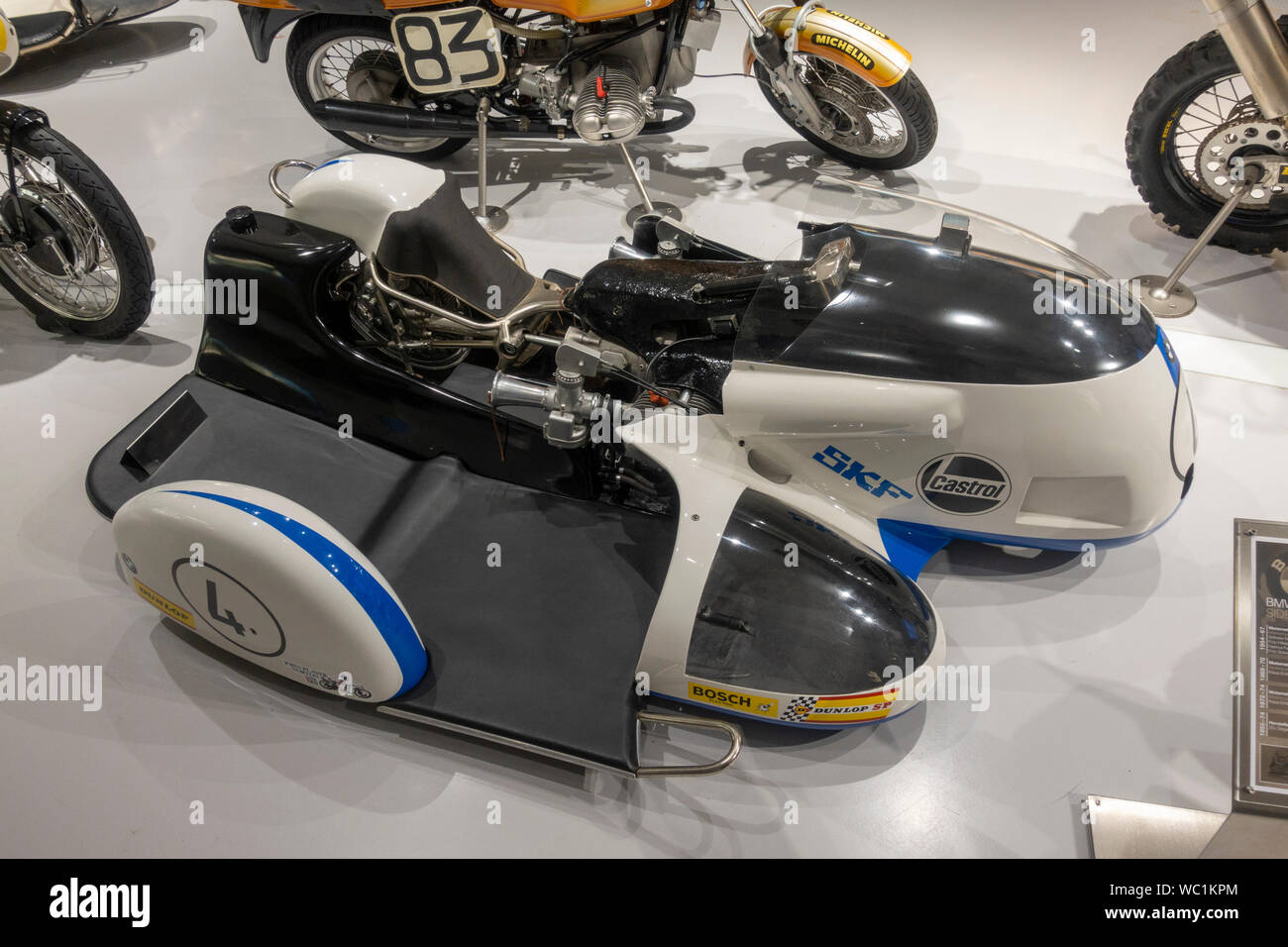 Bmw rs hi-res stock photography and images - Alamy