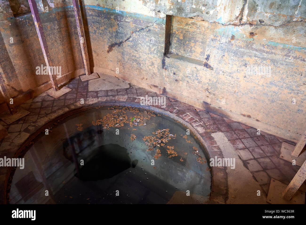 The thermal spring at Taff's Well, Taff's Well, South Wales Stock Photo