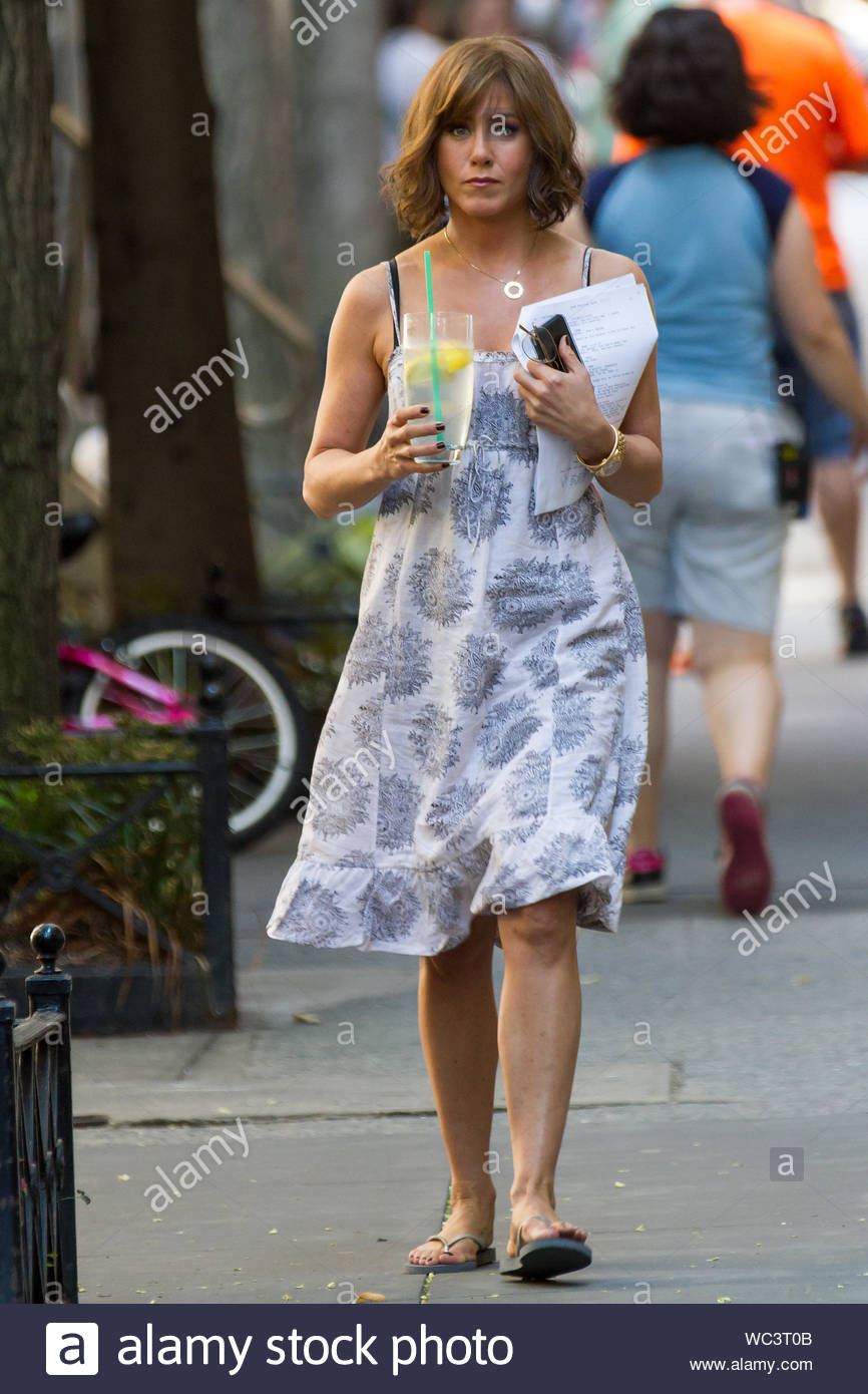 Jennifer Aniston Keeps Cool Stock Photos Jennifer Aniston Keeps