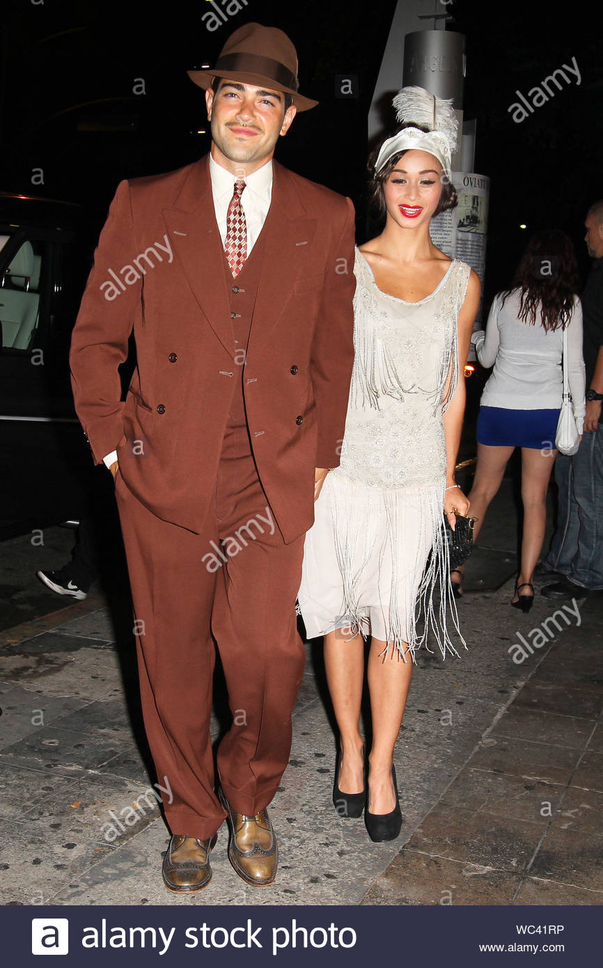 Los Angeles Ca Birthday Girl Julianne Hough Was Joined By