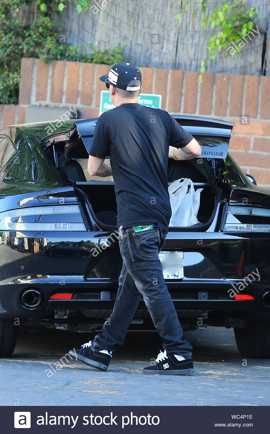 rob dyrdek jeans
