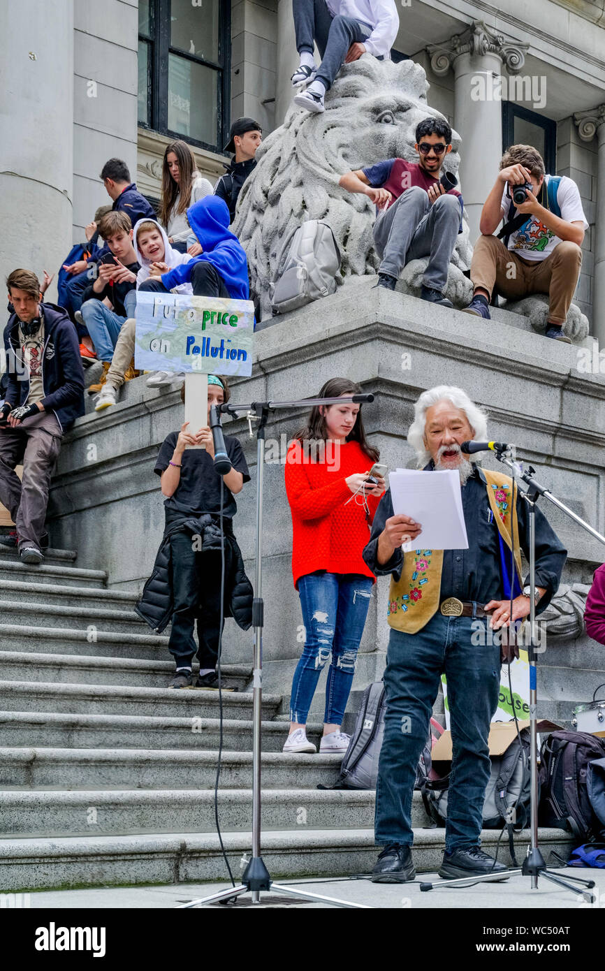 David Suzuki speaks at Sustainabiliteens Climate Strike. Students skip ...