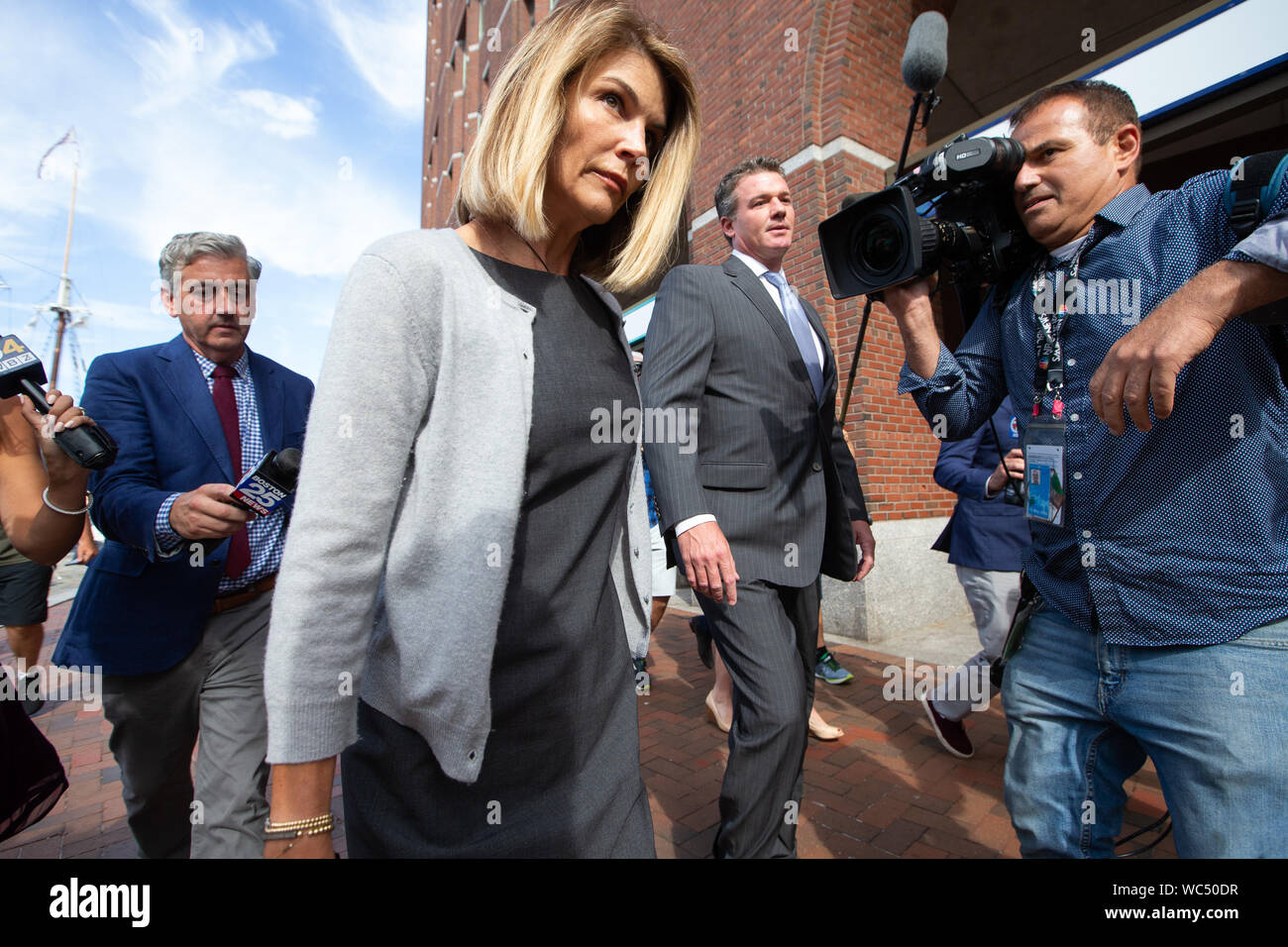 Lori loughlin hi-res stock photography and images - Alamy