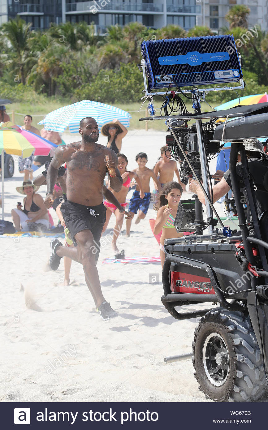 lebron james nike shorts