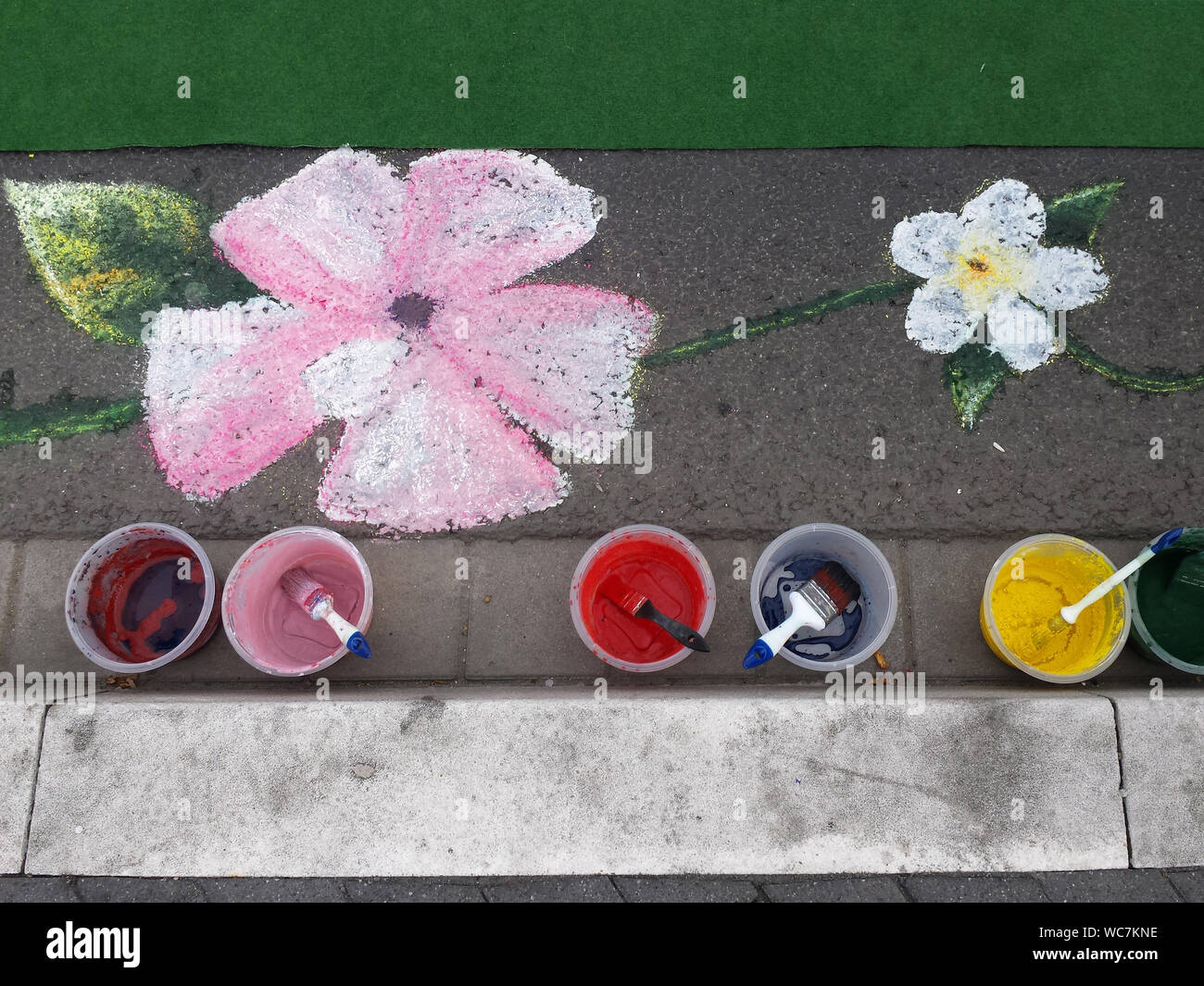 Painted Sidewalk Hi res Stock Photography And Images Alamy