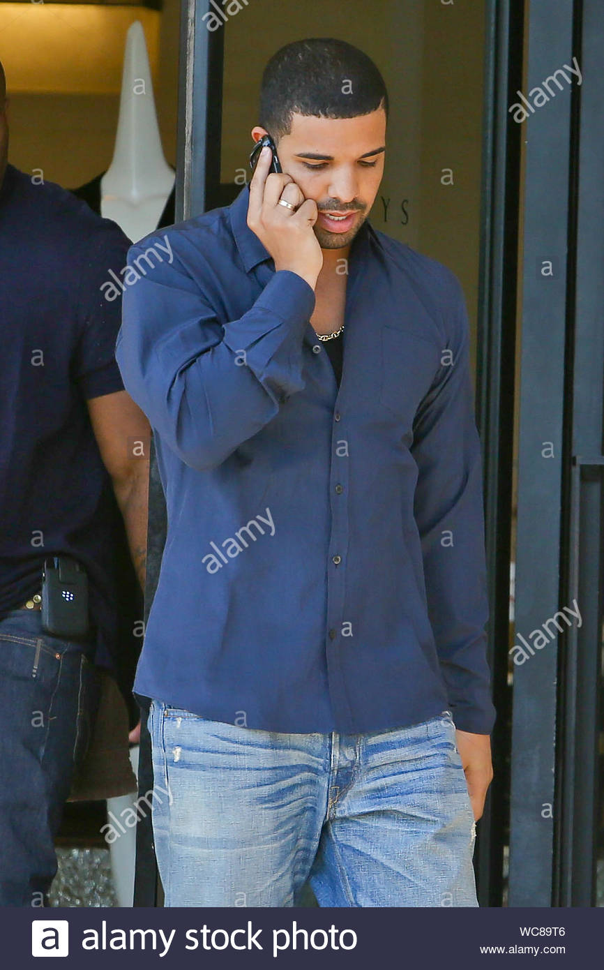 Rihanna er dating som 2013