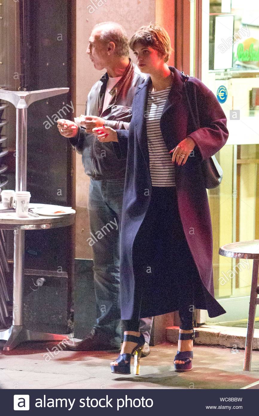 London Uk Model Pixie Geldof And Her Boyfriend Drummer Singer