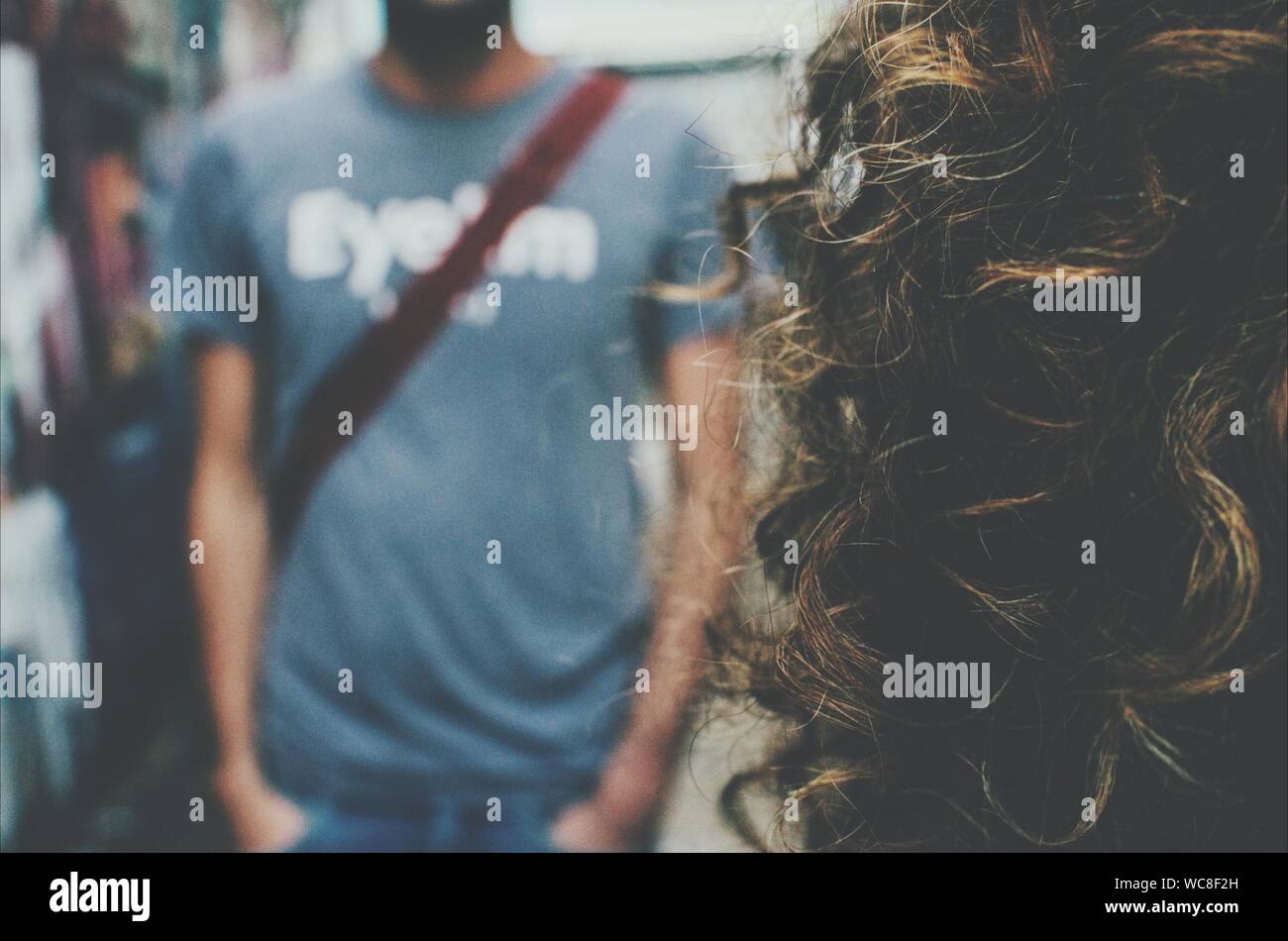 Brown hair man curly hi-res stock photography and images - Alamy