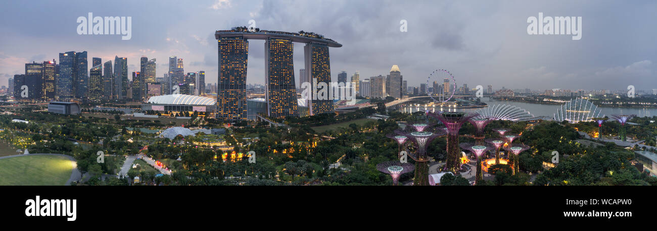 Gardens by the bay singapore aerial hi-res stock photography and images ...