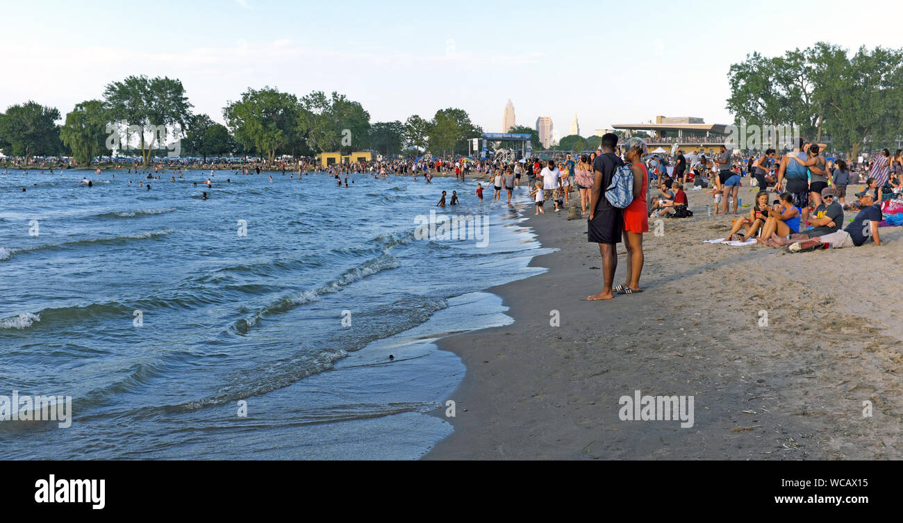 Edgewater Park, part of the Cleveland Metroparks, included an urban-setting beach on the shores of Lake Erie near downtown Cleveland, Ohio, USA. Stock Photo