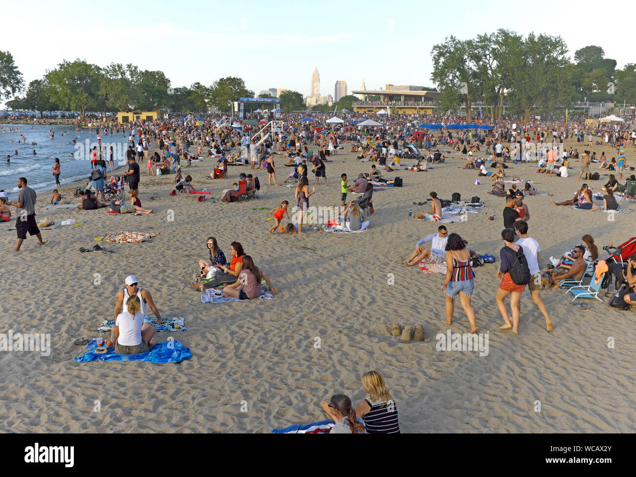 Edgewater Beach and Park along the coast of Lake Erie near downtown Cleveland, Ohio, USA is managed by the Cleveland Metroparks. Stock Photo