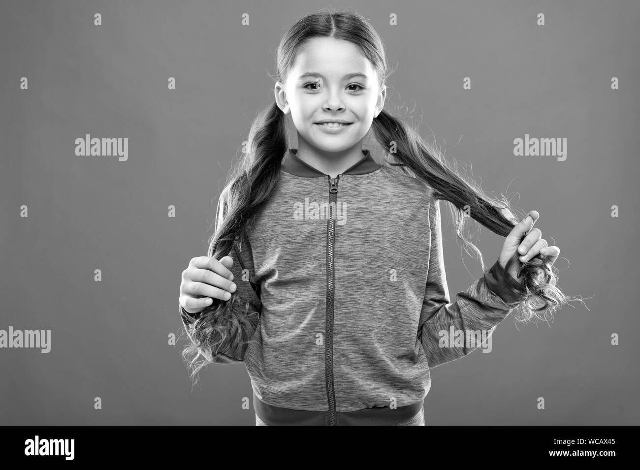 Split ends treatment. How to prevent split ends. Treatment hair