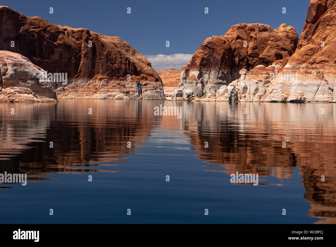 Low water lake powell hires stock photography and images Alamy
