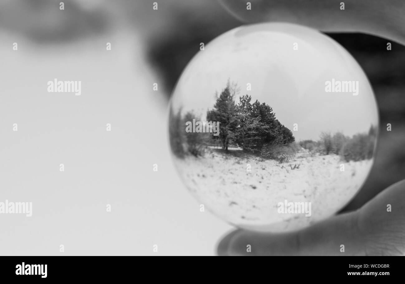 Hand with crystal ball hires stock photography and images Alamy