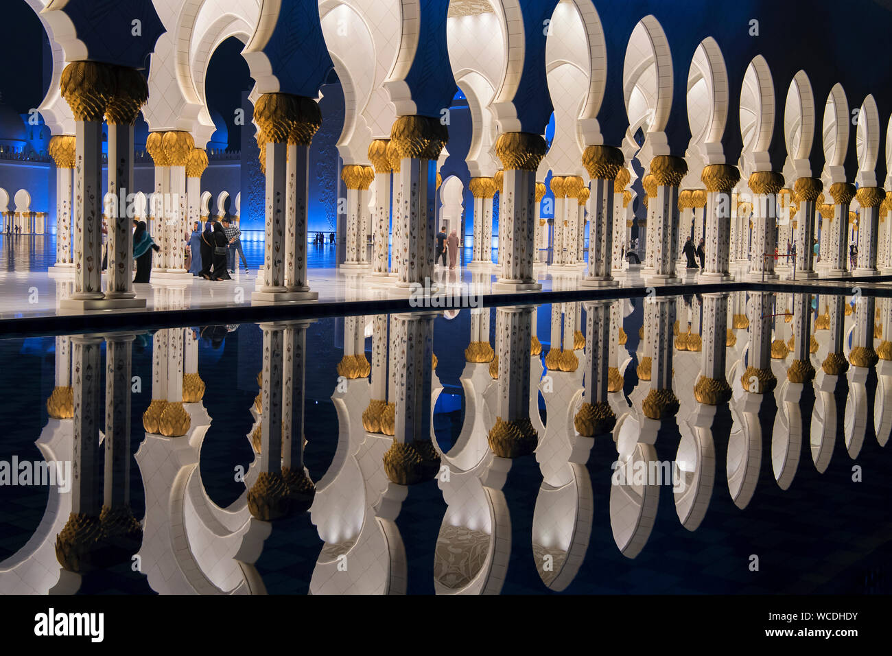 The image of Architecture of Sheikh Zayed Grand Mosque is located in ...