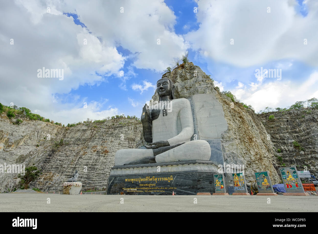 Suphan Buri, Thailand - May 25, 2019: Big Buddha Bhutsaya Khiri Si Suvarnabhumi in U Thong, Suphan Buri province, Thailand. (TRANSLATION: Big Buddha B Stock Photo