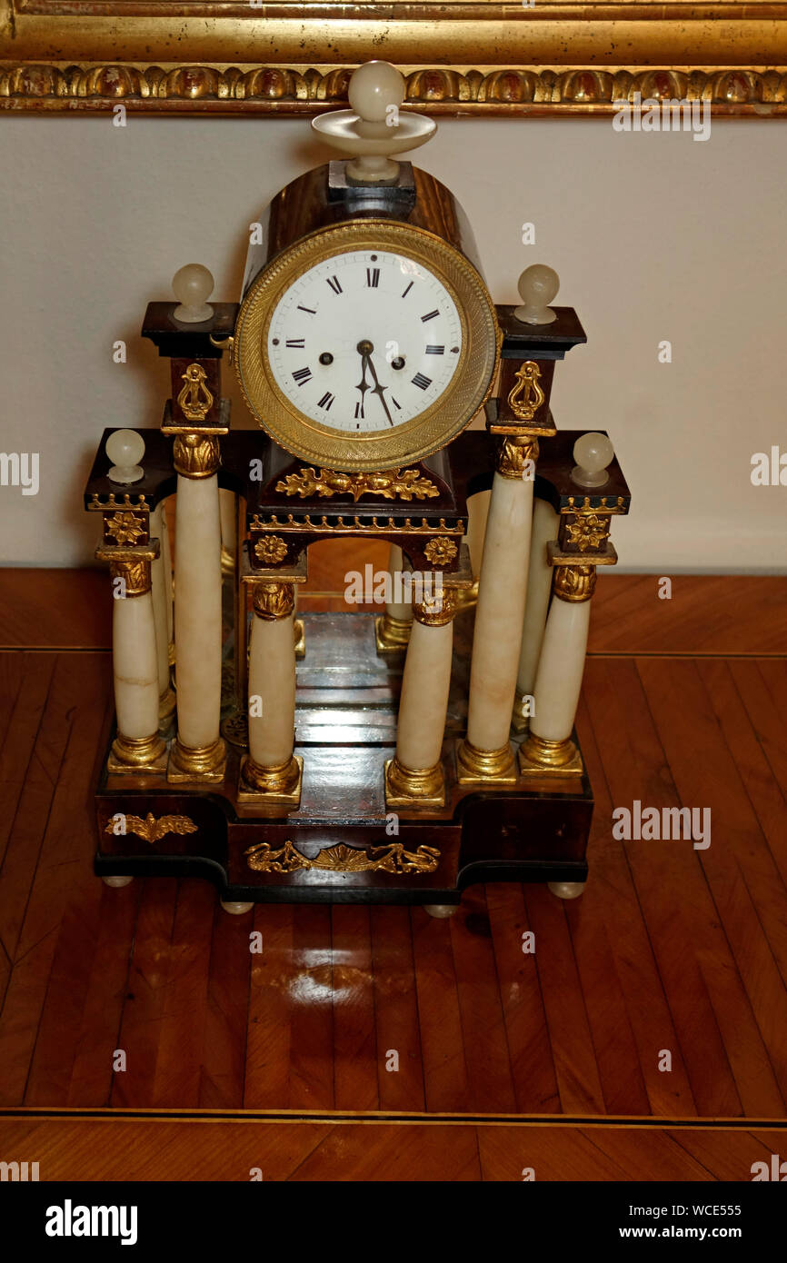 Old Shelf / Mantel Tabletop Clock from 1820es Stock Photo Alamy