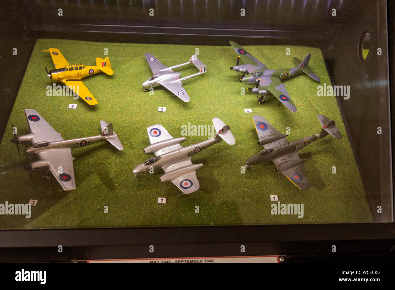 airplane models uk