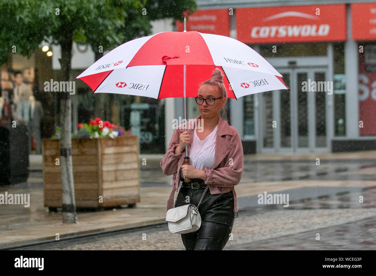 large-hsbc-umbrella-hi-res-stock-photography-and-images-alamy