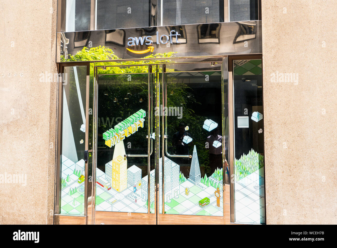 Aws office hi-res stock photography and images - Alamy