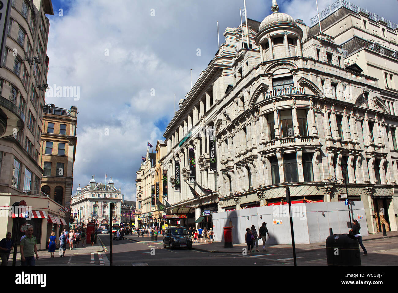 The building in Piccadilly, London city, England Stock Photo Alamy