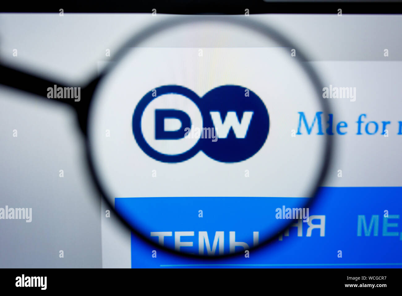 Los Angeles, California, USA - 29 Jule 2019: Illustrative Editorial of DW.COM website homepage. DW logo visible on display screen. Stock Photo
