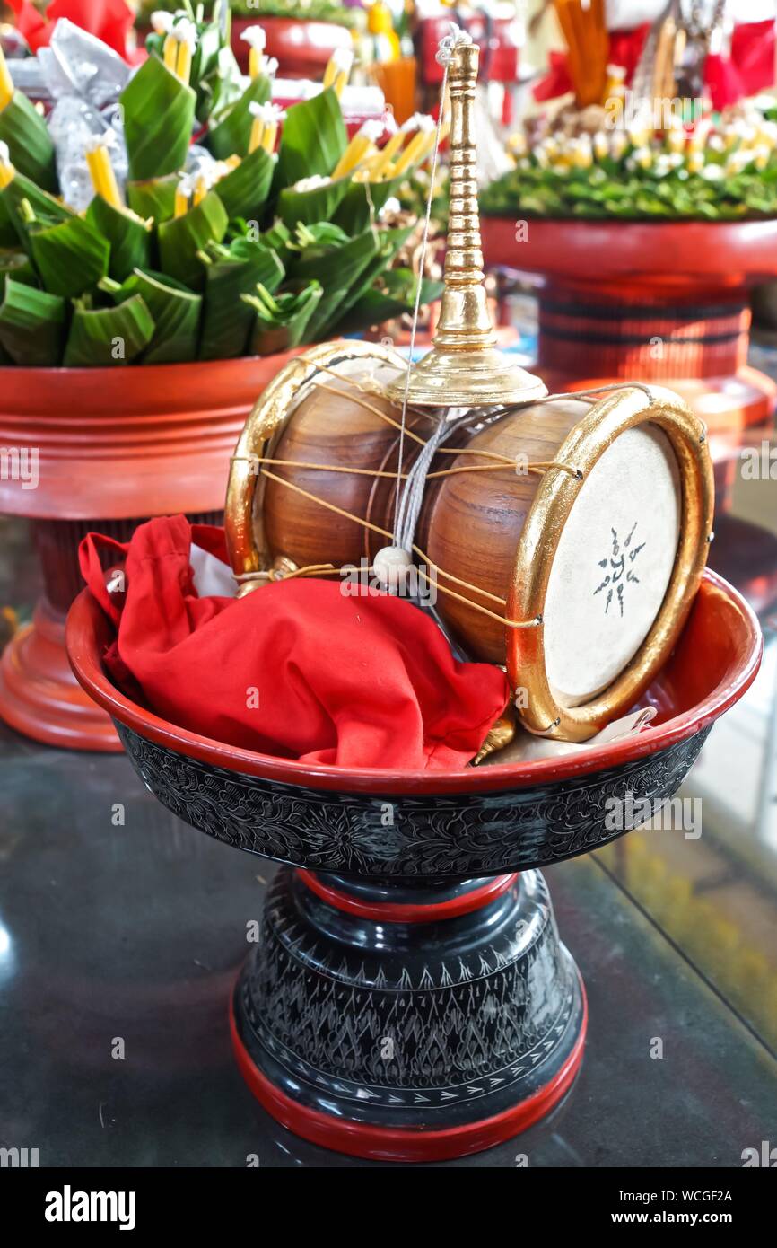 damaru high resolution stock photography and images alamy https www alamy com musical damaru and flowers in banana leaf cones prepares for loi krathong festivals image265894450 html