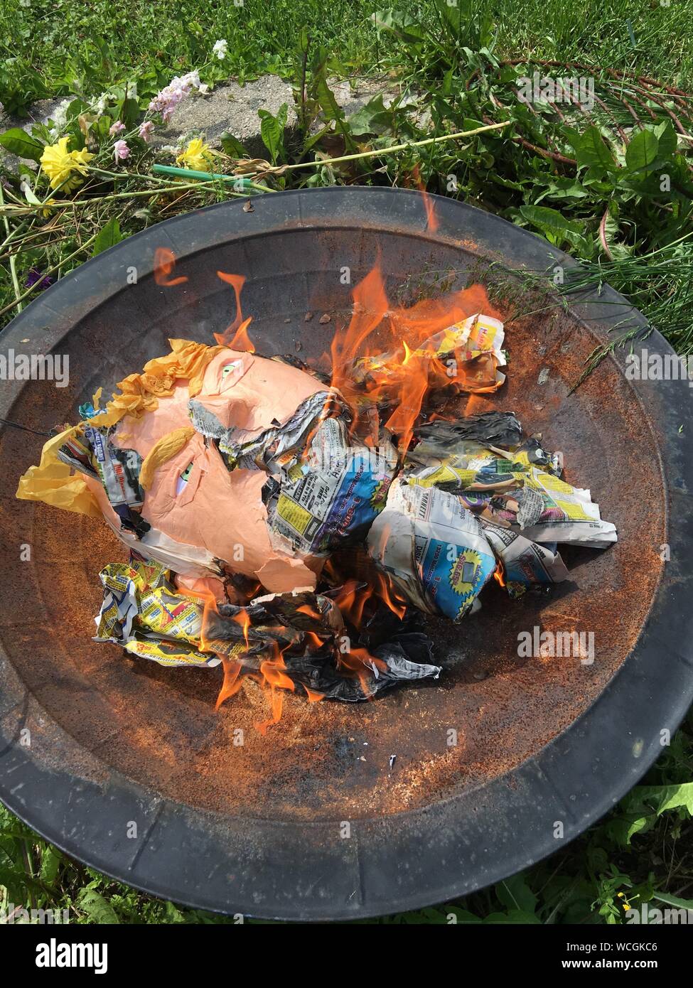 Fire Burning Paper Stock Photos Fire Burning Paper Stock Images