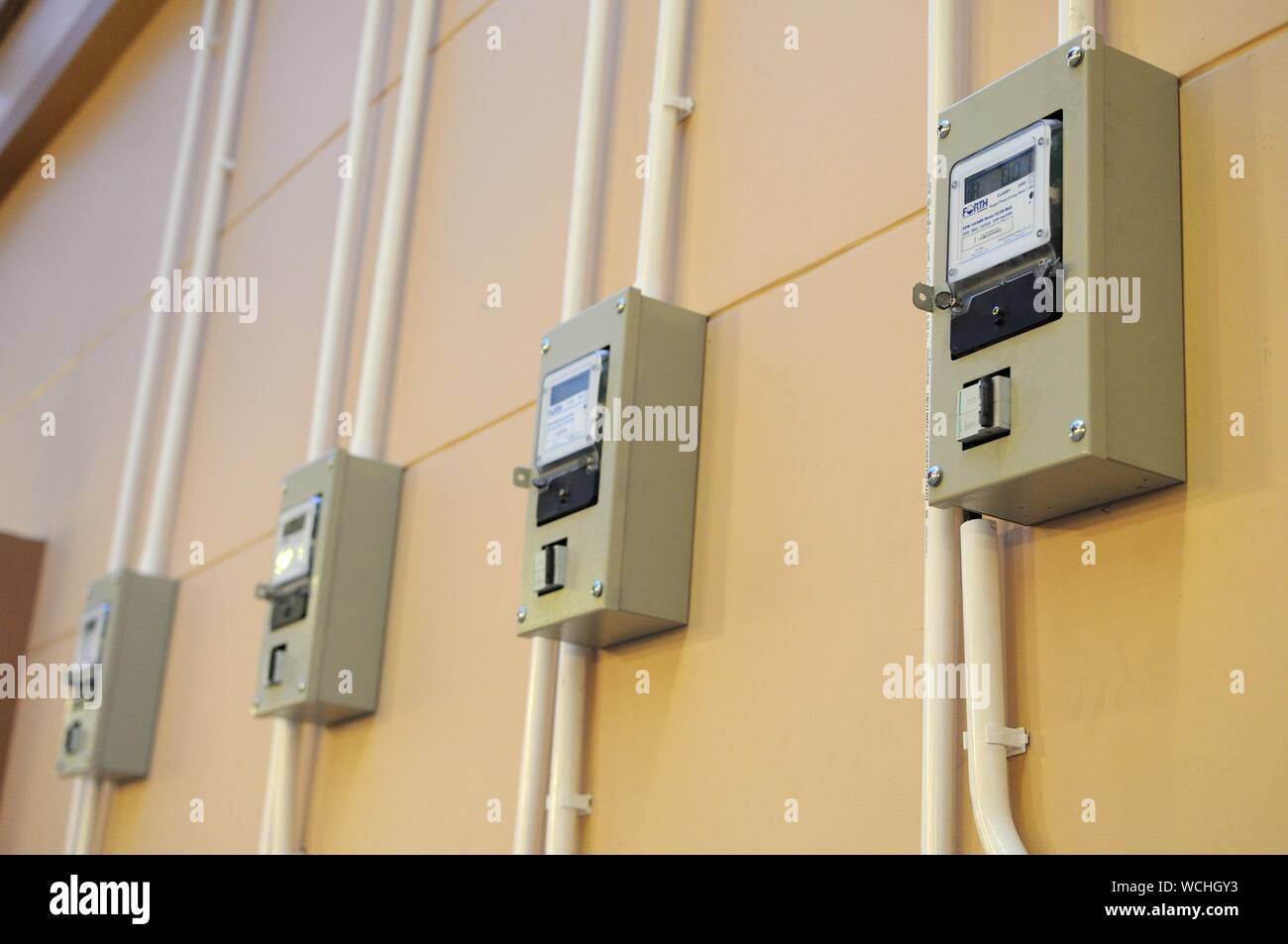 Electric boxes hires stock photography and images Alamy