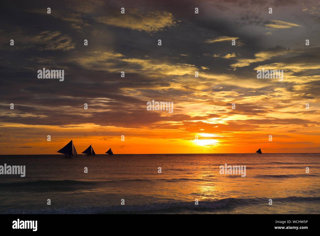 Boracay beach boat people hi-res stock photography and images - Alamy