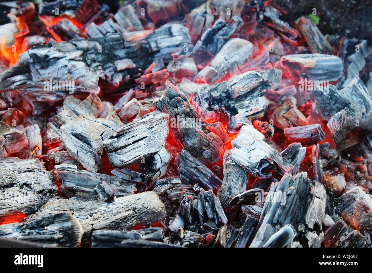 Burning Charcoal Stock Photos & Burning Charcoal Stock Images Alamy