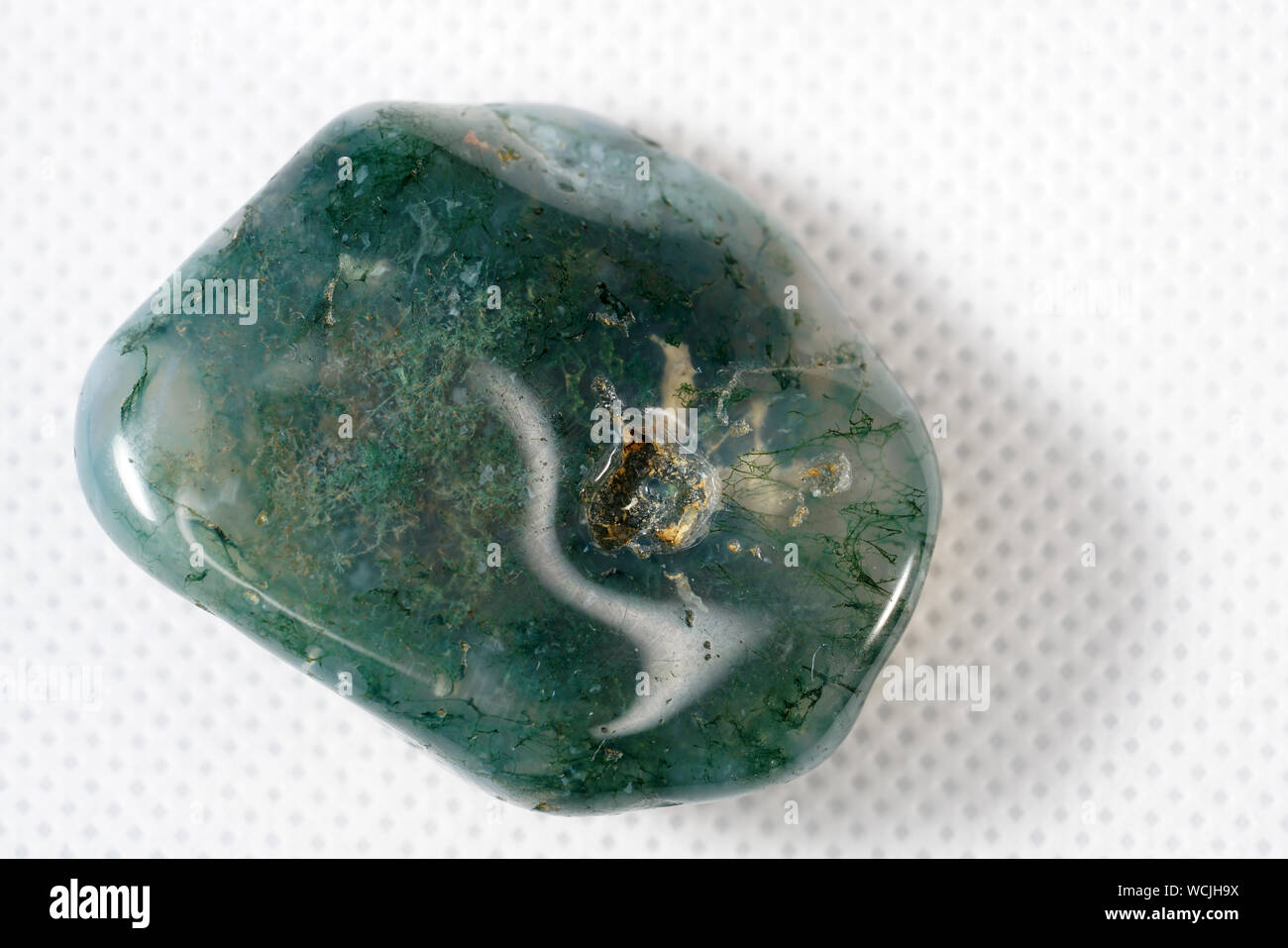 Moss agate chalcedony 2025