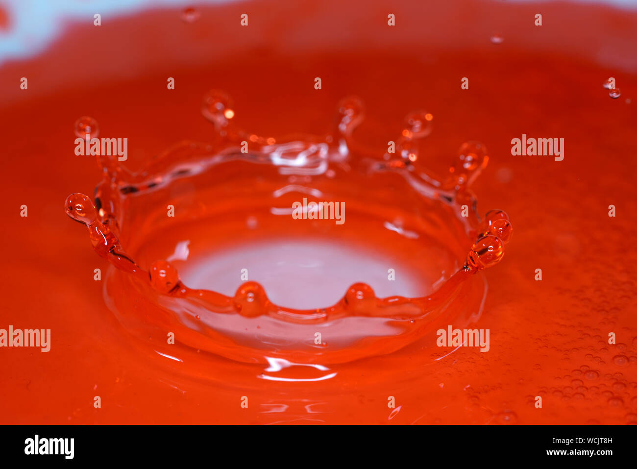 Water drops photographed with higspeed flashes and dropper in the